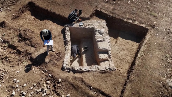 2.000 jaar oud Joods ritueel bad intact opgegraven in Zuid-Israël