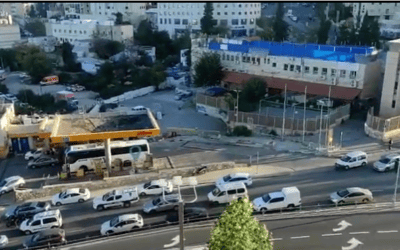 Twee explosies bij bushaltes ingang Jeruzalem, 14 gewonden