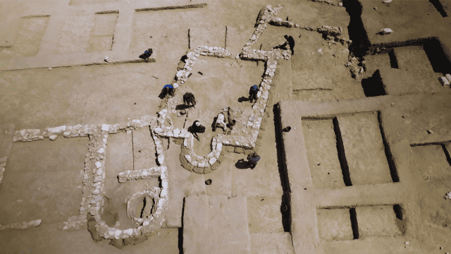 Meer dan 1.200 jaar oude luxe landgoed en moskee ontdekt in Rahat in de Negev